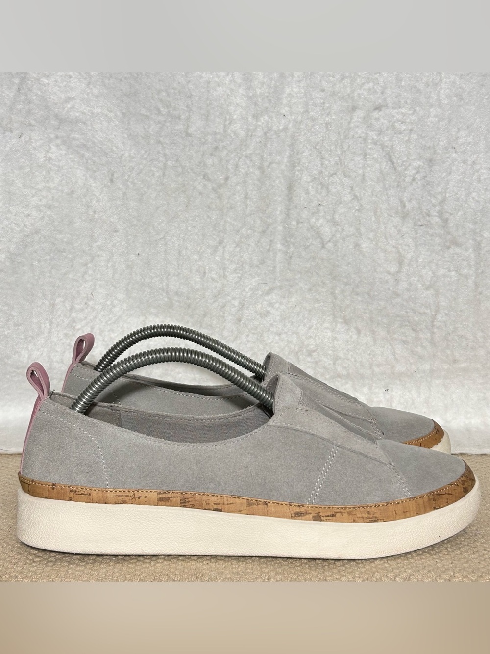 Vionic Womens Grey SuedeLevy Slip On Cork-Wrapped Platform Sneakers Shoes SZ 8.5